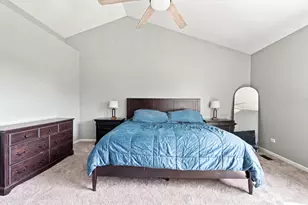 731 Nashua Ct, Crystal Lake, IL 60012 - Photo 32