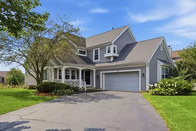 731 Nashua Court, Crystal Lake, IL 60012 - Photo 2