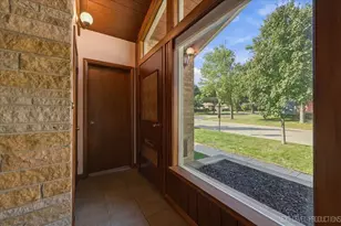 331 E View St, Lombard, IL 60148 - Photo 6