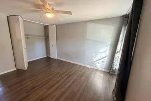 5527 E Lake Dr, Lisle, IL 60532 - Photo 12