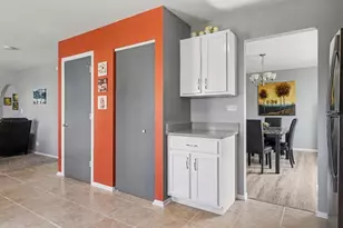 1067 Vermillion St, Plano, IL 60545 - Photo 8