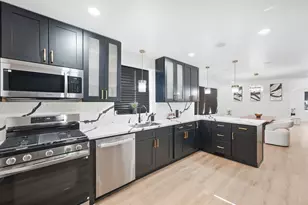 8257 S Blackstone Ave, Chicago, IL 60619 - Photo 14