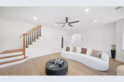 8257 S Blackstone Avenue, Chicago, IL 60619 - Photo 8