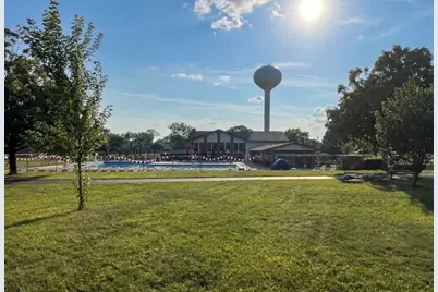 17W467 Portsmouth Drive, Darien, IL 60561 - Photo 36