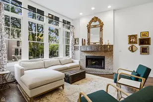 1310 W Roscoe St, Chicago, IL 60657 - Photo 4