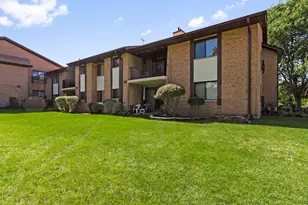 2204 Wharf Dr, Woodridge, IL 60517 - Photo 24