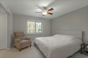 2204 Wharf Dr, Woodridge, IL 60517 - Photo 18
