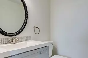 6865 Hampton Cir, Gurnee, IL 60031 - Photo 12