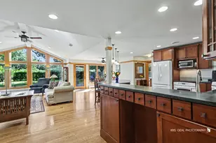 907 Sherwood Dr, Prospect Heights, IL 60070 - Photo 4