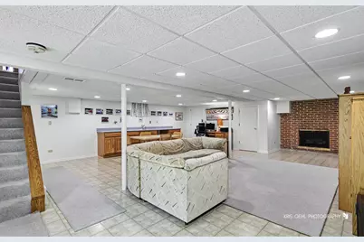 907 Sherwood Drive, Prospect Heights, IL 60070 - Photo 24