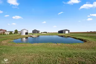 301 S Kennedy St, Martinton, IL 60951 - Photo 12