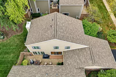 2098 Creekside Drive, Wheaton, IL 60189 - Photo 30