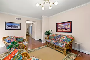 2098 Creekside Dr, Wheaton, IL 60189 - Photo 8