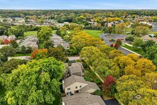 2098 Creekside Dr, Wheaton, IL 60189 - Photo 34