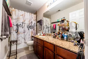 671 W Division St, Chicago, IL 60610 - Photo 8