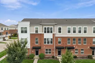 2910 Reflection Dr, Naperville, IL 60564 - Photo 1