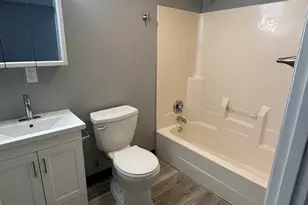 530 E 3rd St, Coal City, IL 60416 - Photo 6