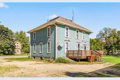 611 Chicago Road, Paw Paw, IL 61353 - Photo 4