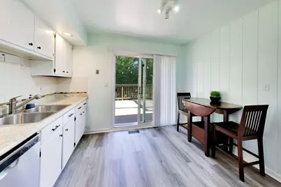 1344 Blair Lane, Hoffman Estates, IL 60169 - Photo 14