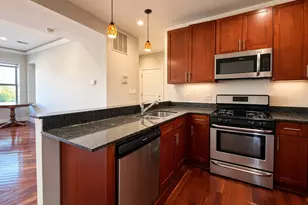 7227 N Rogers Ave, Chicago, IL 60645 - Photo 4