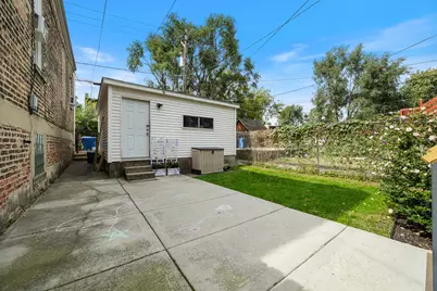 2126 S Trumbull Avenue, Chicago, IL 60623 - Photo 36