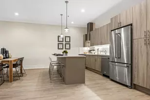 835 Lake St, Oak Park, IL 60301 - Photo 12