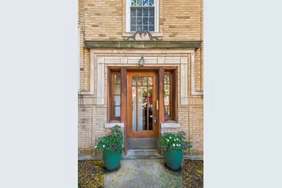 2457 W Eastwood Avenue #1, Chicago, IL 60625 - Photo 2