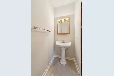 2457 W Eastwood Avenue #1, Chicago, IL 60625 - Photo 14
