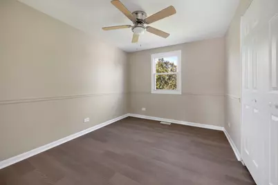 410 N Braintree Drive, Schaumburg, IL 60194 - Photo 18
