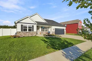 2264 Chestnut Ln, Morris, IL 60450 - Photo 2