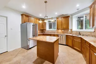 5138 S Kenwood St, Chicago, IL 60615 - Photo 4
