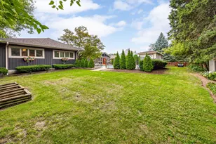 12 Meadowood Dr, Oak Brook, IL 60523 - Photo 72