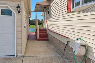 23000 S Pinehurst Dr, Frankfort, IL 60423 - Photo 4
