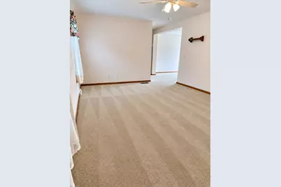23000 S Pinehurst Drive, Frankfort, IL 60423 - Photo 10