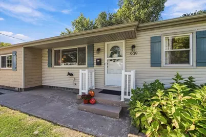 909 S Adelaide Street, Normal, IL 61761 - Photo 2