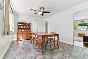909 S Adelaide St, Normal, IL 61761 - Photo 12