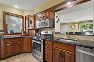 2342 S 3rd Ave, North Riverside, IL 60546 - Photo 4