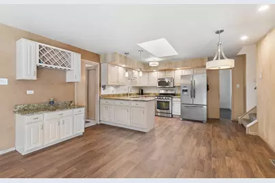 6619 Courtney Drive, Oak Forest, IL 60452 - Photo 14