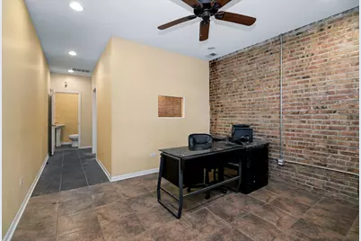 6501 S Saint Lawrence Avenue, Chicago, IL 60637 - Photo 8