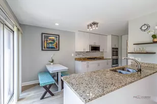 335 Milford Rd, Deerfield, IL 60015 - Photo 14