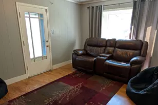 1605 S Carroll Ave, Freeport, IL 61032 - Photo 18