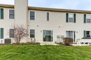 2509 Dickens Dr, Aurora, IL 60503 - Photo 24