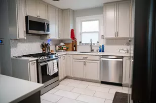 4850 W Waveland Ave, Chicago, IL 60641 - Photo 6