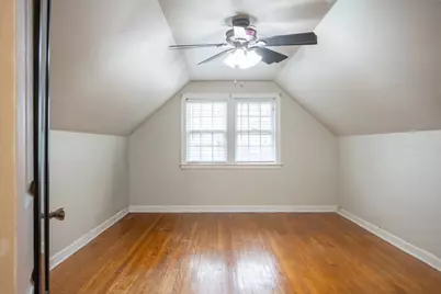4850 W Waveland Avenue, Chicago, IL 60641 - Photo 10