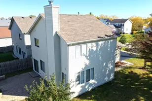 1858 S Fallbrook Dr, Round Lake, IL 60073 - Photo 4