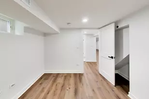 6139 W Montrose Ave, Chicago, IL 60634 - Photo 36