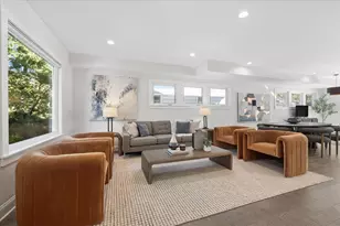 1428 Crain St, Evanston, IL 60202 - Photo 4