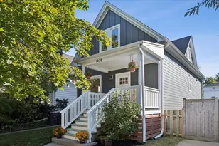 1428 Crain St, Evanston, IL 60202 - Photo 1