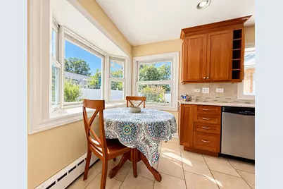 9044 Linder Avenue, Morton Grove, IL 60053 - Photo 4