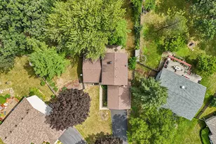 710 Greenbriar Ln, Lindenhurst, IL 60046 - Photo 42
